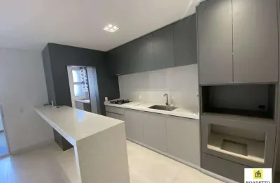 Apartamento com 3 quartos para alugar na Rua Alvarenga Peixoto, 363, América, Joinville por R$ 7.300