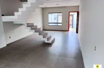 Casa com 3 quartos à venda na rua eleotério maia, 196, guanabara, joinville por r$ 499.000