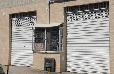 Oportunidade à venda: ponto comercial, 130 m², 2 banheiros com excelente localização no bairro paripe, salvador/ba