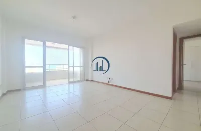 Oportunidade: apartamento 2 quartos com suíte, 2 varandas,vista mar a 300m da praia da pituba