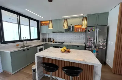 Vendo lindo sobrado semi mobiliado no jardins porto com quintal