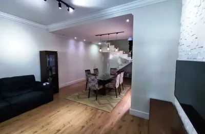 Casa com 3 quartos à venda na Rua Seis, 1, Cézar de Souza, Mogi das Cruzes