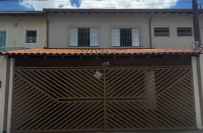 Casa com 3 quartos à venda na Vila São Sebastião, Mogi das Cruzes 