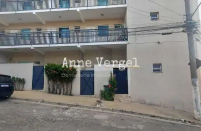 Casa sobreposta 1 quarto a venda em osasco 50m2 com vaga coberta no há poucos minutos da avenida joão de andrade reformada próximo a ubs santo antônio