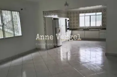 Casa térrea 3 quartos c suíte à venda no km 18 em osasco c quintal 286m2 com 2 vagas próximo à estação e avenida dos autonomistas