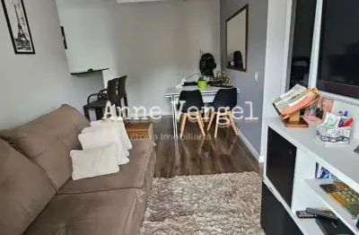 Apartamento com 2 dormitórios à venda no bairro jardim sabiá em cotia com 50m² e 1 vaga de carro próximo à rodovia raposo tavares