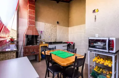 Casa com 3 quartos à venda no Centro, Barretos 