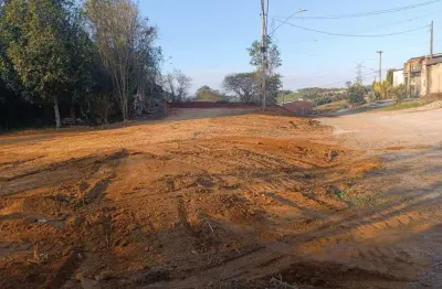 Terreno à venda na Rua Carapicuíba, 33, Jardim Piatã B, Mogi das Cruzes