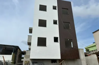 Apartamento em construçao com entrada parcelada no bairro coqueiros