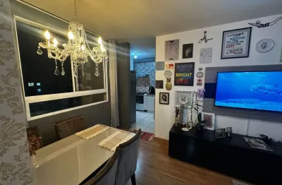 Apartamento 2 quartos com armarios planejados em excelente localizaçao