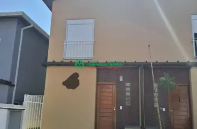 Casa em condomínio fechado com 2 quartos para alugar no Los Álamos, Vargem Grande Paulista  por R$ 2.500