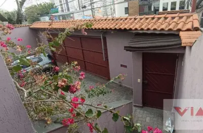 Casa com 6 quartos para alugar no Ferrazópolis, São Bernardo do Campo 