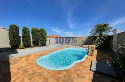 Casa com 3 quartos à venda na albino fernandes de barros, 104, martim francisco, mogi mirim, 300 m2 por r$ 530.000