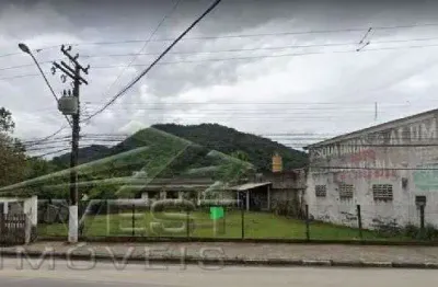 Ubatuba, mato dentro - área com 14.000 m² - 120 metros de testada para rodovia!
