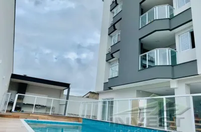 Ubatuba, centro - apartamento novo garden com 02 dormitórios, sendo 01 suítes, com área de lazer.