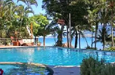 Ubatuba, praia do itagua, linda pousada de frente para o mar com 23 suítes, com área de lazer.