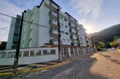 Ubatuba - praia grande, linda cobertura duplex com 100 m2 a 150 metros do mar metros da praia.