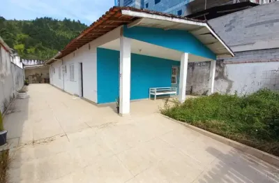 Ubatuba, toninhas, casa com 04 dormitórios, ótima localização
