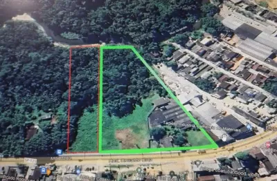 Ubatuba, mato dentro - área com 7.200 m2 - 50 metros de frente para rodovia!