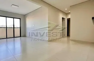 Ubatuba, centro - amplo apto de 02 dormitórios ( 01 suíte), área de lazer com piscina.