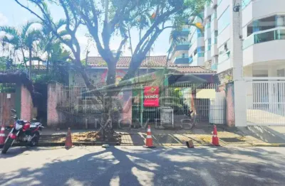 Ubatuba, itaguá - casa com 03 dormitórios (01 suíte), próximo a orla da praia.