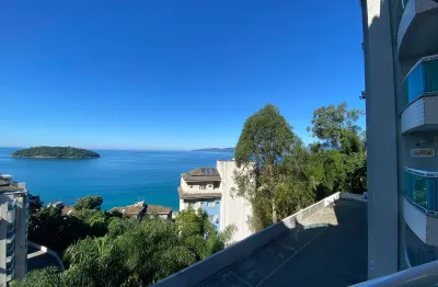 Lindo apartamento com vista para o mar próximo do club do condomínio