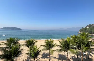 Linda apartamento pé na areia frente mar em um dos melhores condominio  porto real resort