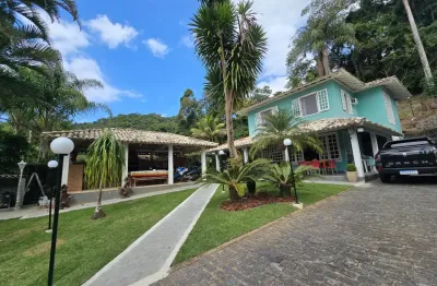 Linda casa em um dos melhores condominio da costa verde rj  sitio bom