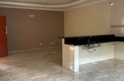 Duas casas independentes com 3 quartos Suítes Sala integrada com a cozinha Região Shopping Bem Te Vi