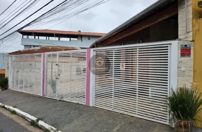 Casa Comercial para Locação em Guarulhos, Gopoúva, 2 banheiros, 4 vagas