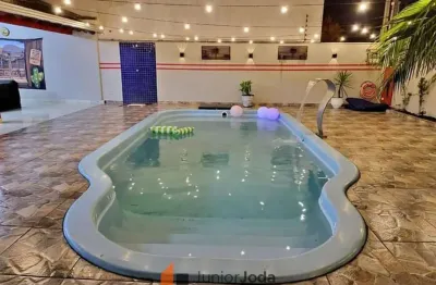 Área de lazer equipada a venda com 01 quarto e piscina no jardim são paulo ii sarandi pr