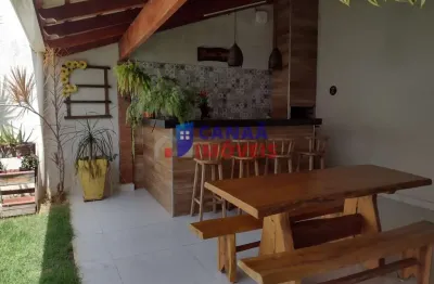Casa 3 quartos, 2 suítes, 4 banheiros próximo feira do b. martins