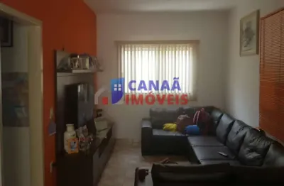 Casa 3 quartos b. jardim américa próximo ao bahamas - av. vinícius de moraes