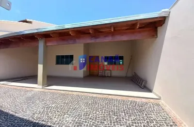 Casa com 3 quartos à venda no Santa Rosa, Uberlândia 