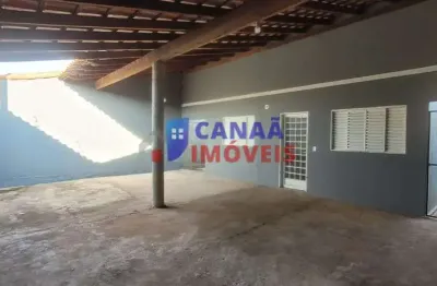 Casa com 3 quartos à venda em Laranjeiras, Uberlândia 