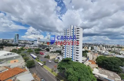 Apartamento com 4 quartos, 4 vagas de garagem, 280m² na  região central