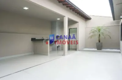 Casa com 3 quartos à venda no santa mônica, uberlândia , 260 m2 por r$ 760.000