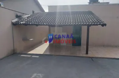 Casa com 2 quartos à venda no Jardim Europa, Uberlândia 