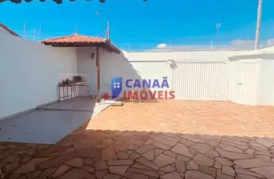 Casa com 3 quartos à venda no Nova Uberlândia, Uberlândia 