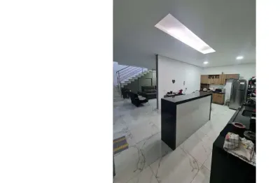 Sobrado portal do vale - casa à venda no bairro portal do vale - uberlândia/mg