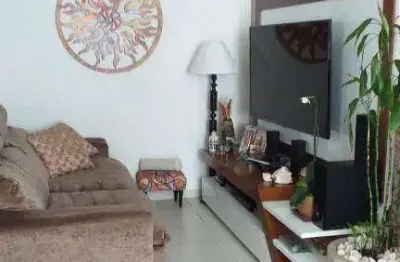 Excelente apartamento à venda no bairro recreio, rio das ostras/rj semi-mobiliado com 3 quartos sendo 1 suíte , sacada no quarto, 2 banheiros, sala ex