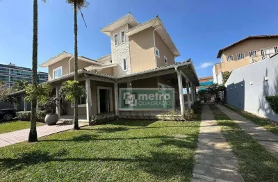 Casa com 5 quartos à venda, 172 m² por r$ 3.500.000 - costazul - rio das ostras/rj