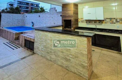 Casa com 3 quartos, 200 m² - venda por R$ 720.000 ou aluguel por R$ 5.631/mês - Recreio - Rio das Ostras/RJ
