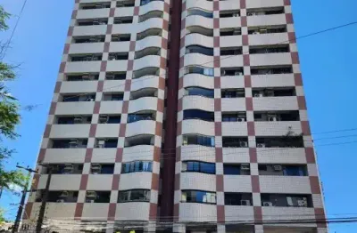 Lindíssimo apartamento no bairro cocó com 140m²,  3 suítes e 3 vagas