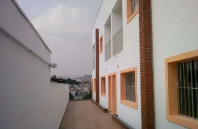 Ana imoveis - aluga-se sobrado c/ garagem em pirituba - r$ 1.250,00