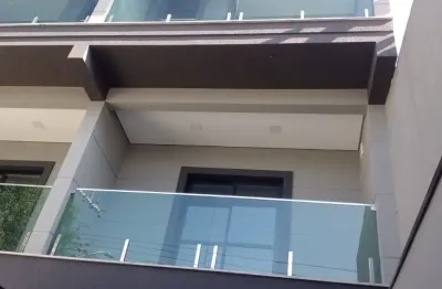 Casa com 3 quartos à venda na Rua Camburiú, 502, Vila Ipojuca, São Paulo
