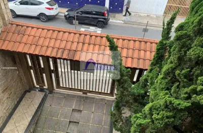 Casa para Venda em São Paulo, Vila Antonieta, 4 dormitórios, 1 suíte, 3 banheiros, 8 vagas