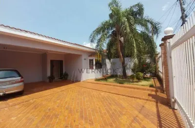 Casa/sobrado na ribeirânia com 4 dormitórios sendo um suíte - terreno de 400m²