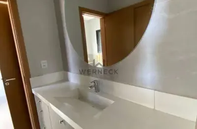 Conforto e lazer: casa com 3 quartos e piscina em condomínio fechado
