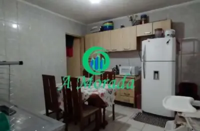 Sobrado com ótima oportunidade para investimento ou moradia